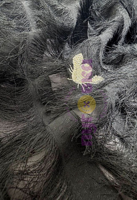 Креп-шифон с диагональной бахромой и пчелками цвет черный